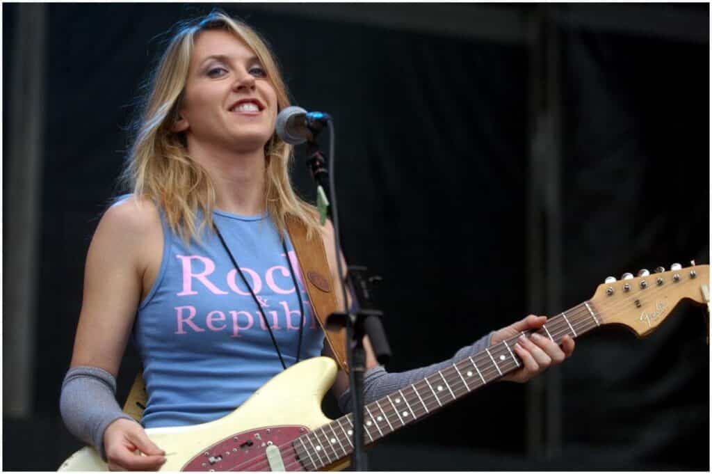 Liz Phair - Net Worth, Ex-Husband (Jim Staskauskas), Biography - Famous