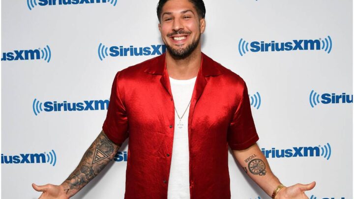Brendan Schaub - Net Worth, Bio, Fiancé, Podcast, Fights, Quotes 