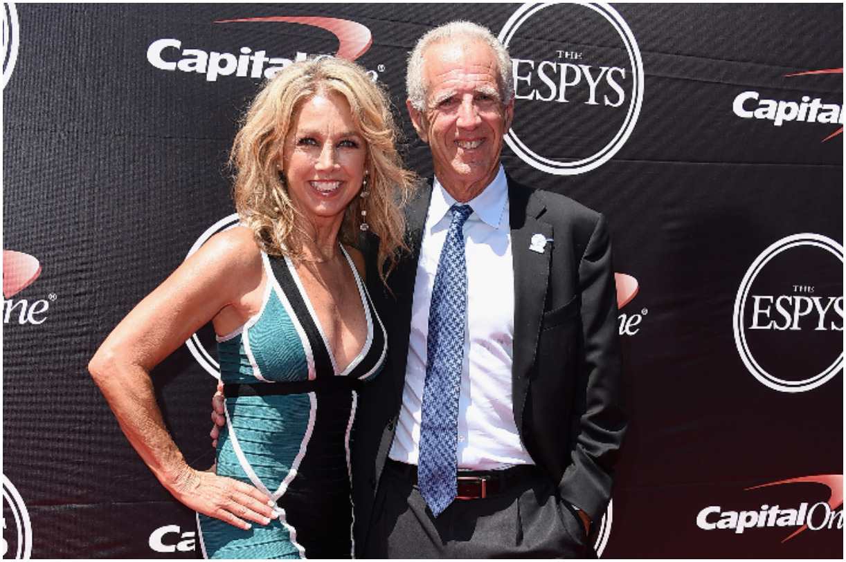 Denise Austin - Facebook, Instagram, Twitter [Profiles]