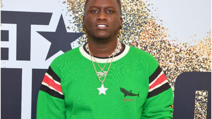 Zoey Dollaz - Net Worth, Biography, Songs, Age, Quotes  