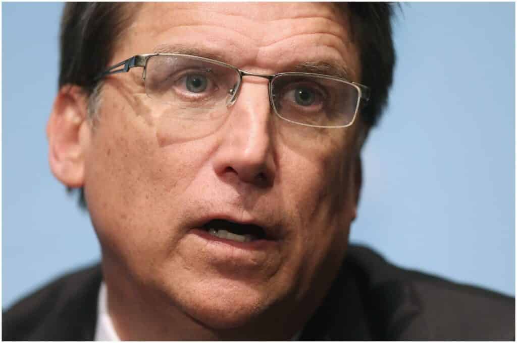Pat McCrory Net Worth, Wife, HB2, Biography Famous People Today