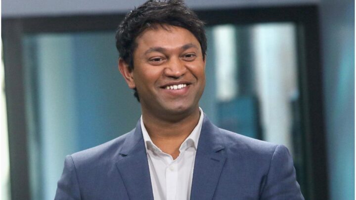 Saroo Brierley - Net Worth, Girlfriend (Lisa), Mother, Film (Lion)