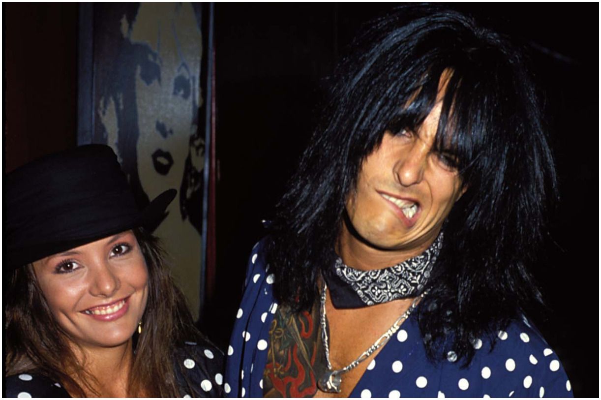 Nikki Sixx Patrimonio Netto Moglie Courtney Età Morte Twit Book Club