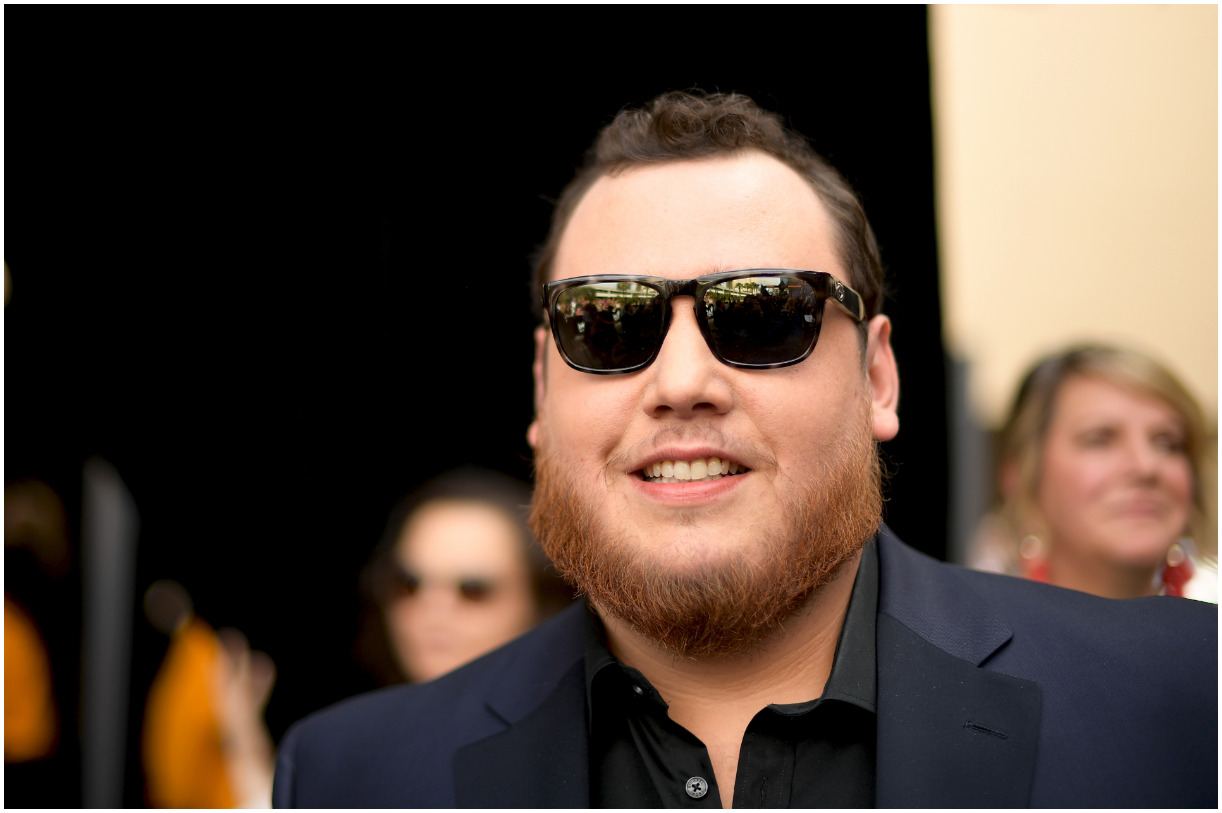 Luke Combs Net Worth 2022 - Famous People Today