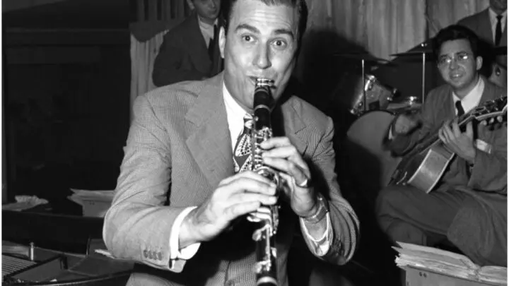 10 Famous Clarinet Players (Artie Shaw)