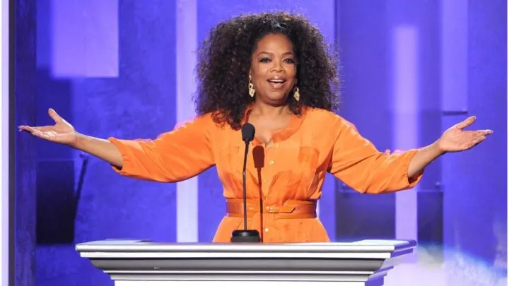 10 Famous People Who Live (Or Lived) In Chicago (Oprah)