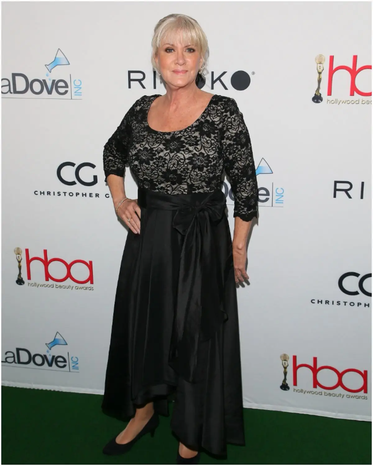 what is the net worth of Mary Jo Buttafuoco