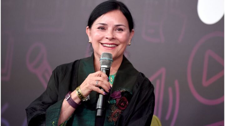 Diana Gabaldon - Net Worth, Husband (Doug), Children, Quotes