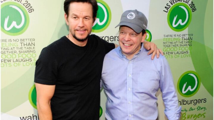 Paul Wahlberg - Net Worth, Wife, Siblings, Wahlburgers, Age, Height