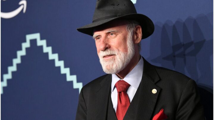 Vint Cerf (Father Of The Internet) - Net Worth, Bio, Age, Quotes, Awards