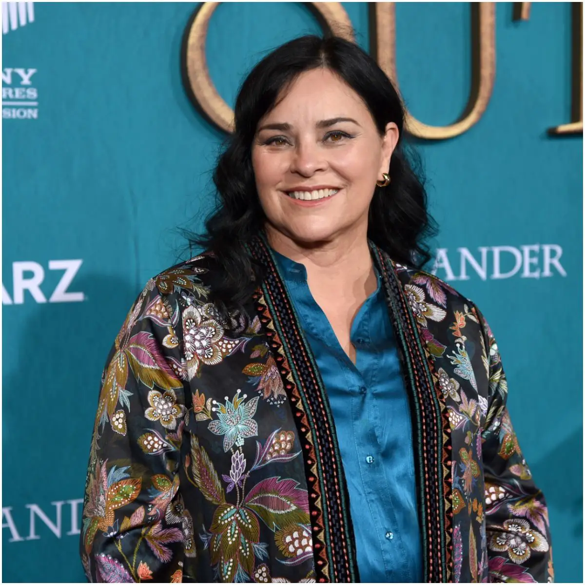 what is the net worth of Diana Gabaldon