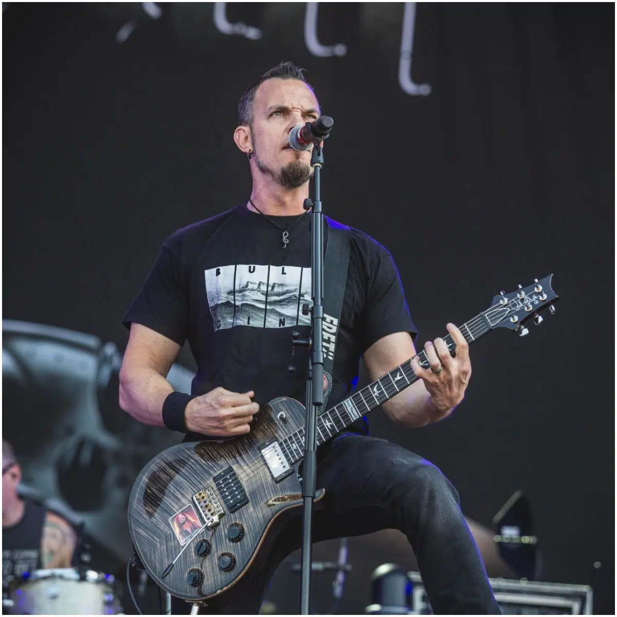 what is the net worth of Mark Tremonti