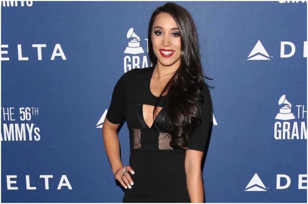 Sierra Deaton Net Worth Fiancé Famous People Today