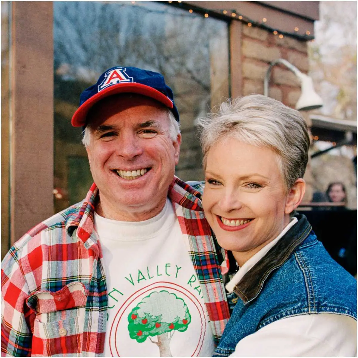 John McCain with his wife Cindy Lou Hensley