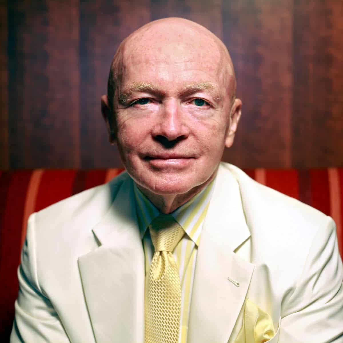 what is the net worth of Mark Mobius