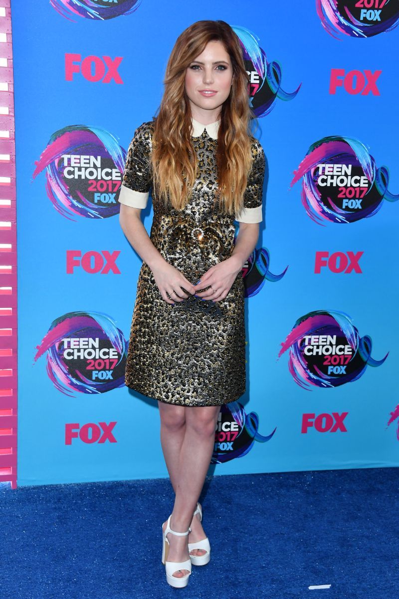 what is the net worth of Sydney Sierota