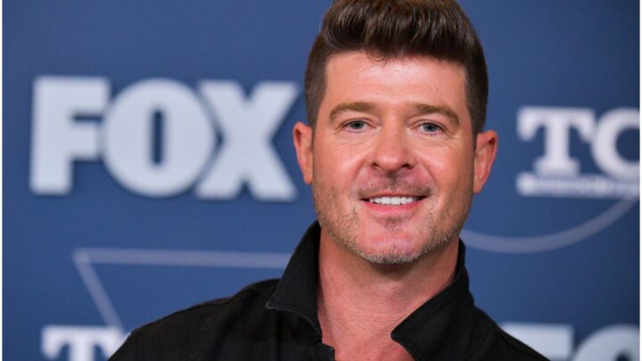 Robin Thicke Net Worth 2020 Ex-Wife, Girlfriend, Songs, Height, Biography