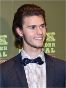John Luke Robertson Net Worth & Wife - Famous People Today