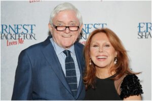 Phil Donahue Net Worth 2022 - Famous People Today