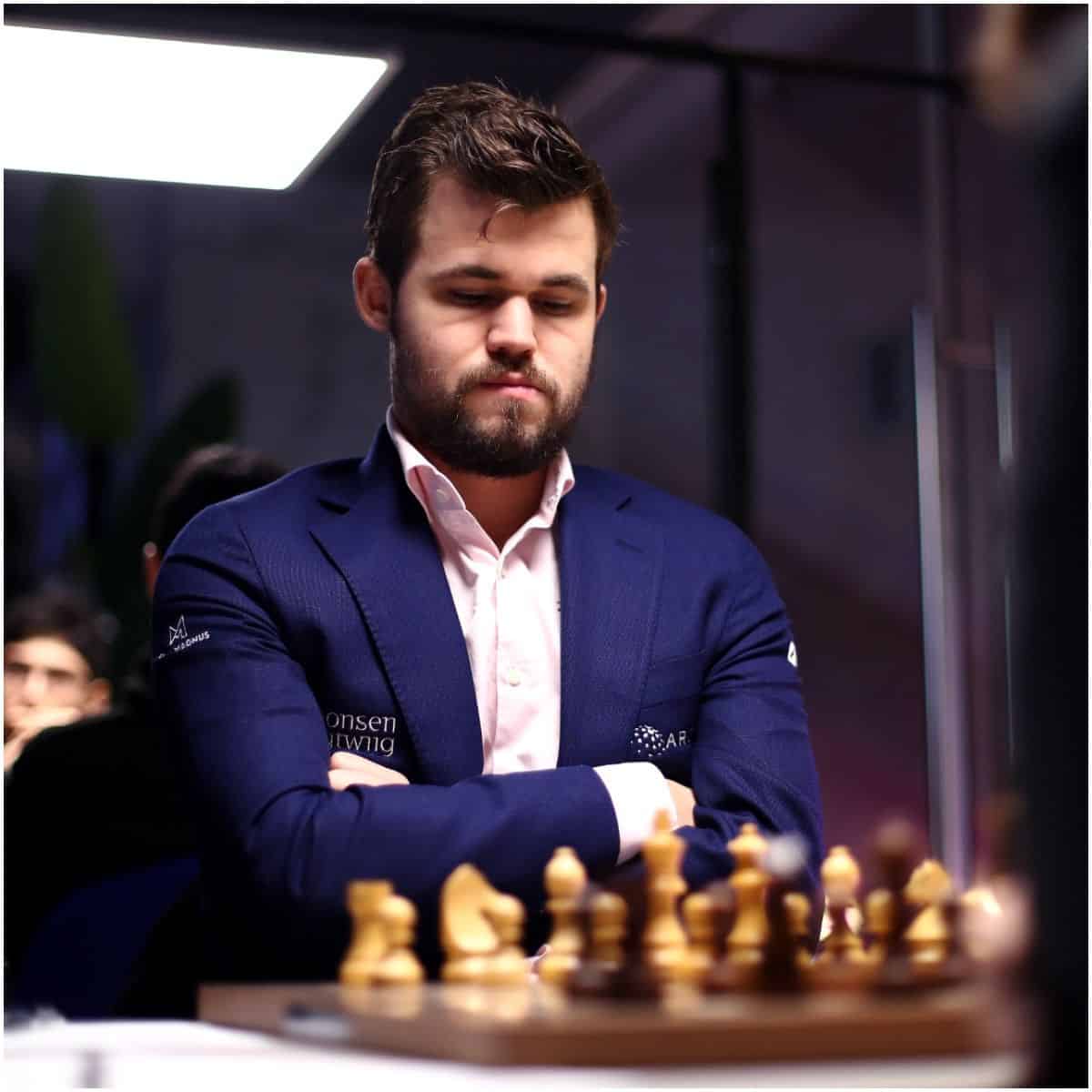 Replying to @High IQ Chess #chesstok #magnuscarlsen