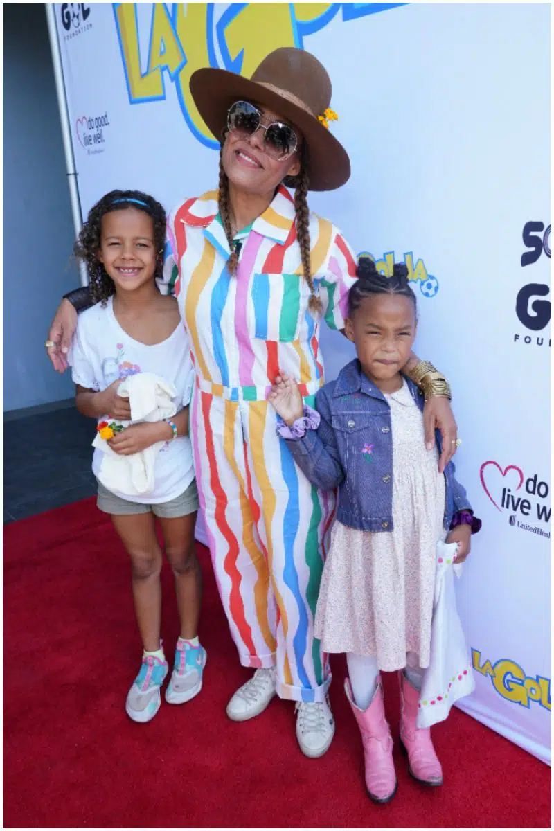 Cree Summer and children
