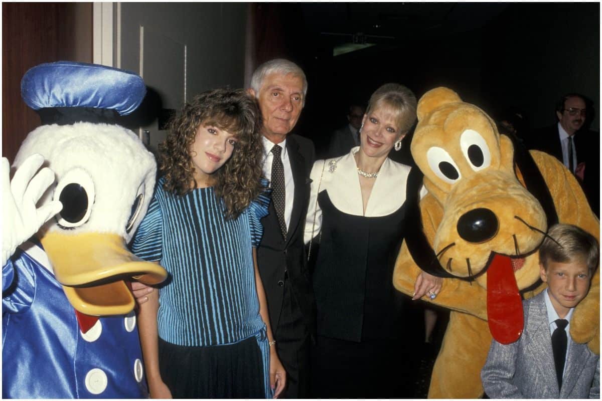 Randy Spelling with father (Aaron Spelling), mother, and sister Tori