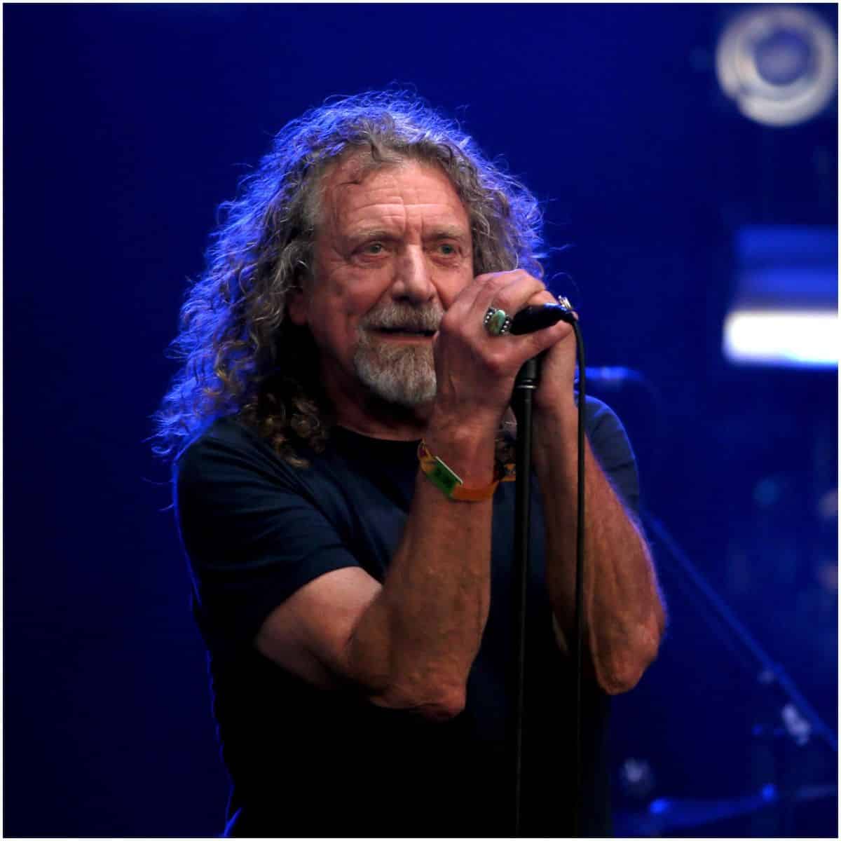 Robert Plant Net Worth 2021 | Wife, Children, Biography - Famous People