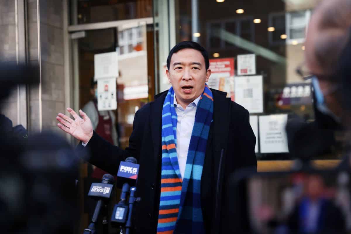 Andrew Yang - Net Worth, Wife (Evelyn Yang), Biography