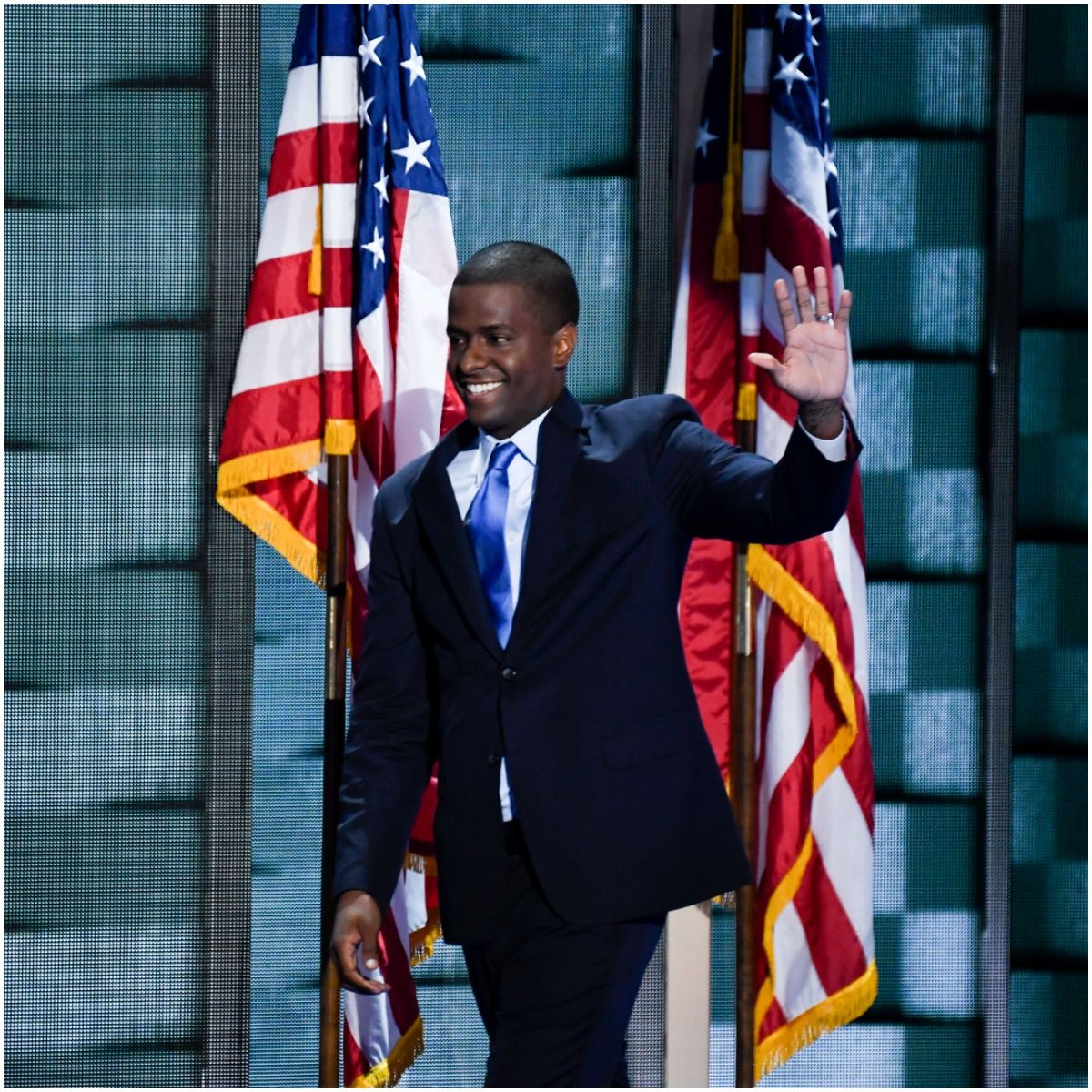 what is the net worth of Bakari Sellers