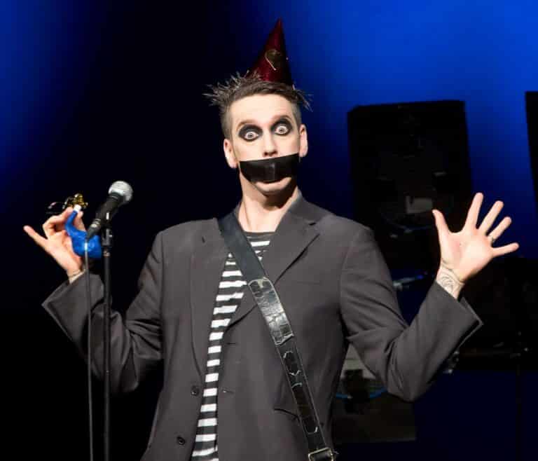 Tape Face Net Worth Famous People Today