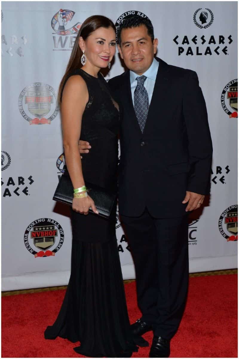 Marco Antonio Barrera and wife Sandra