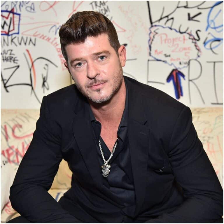 Robin Thicke Net Worth Fiancée Famous People Today