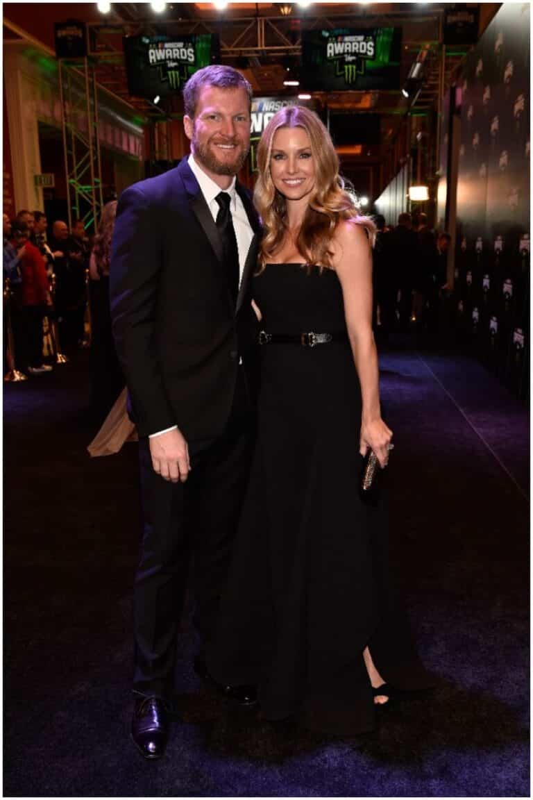 dale-earnhardt-jr-net-worth-wife-famous-people-today