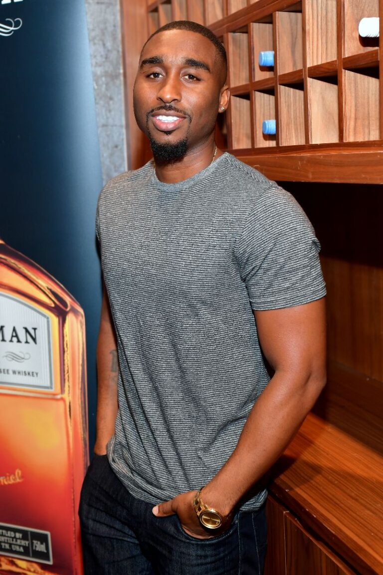 Demetrius Shipp Jr. Net Worth Parents Famous People Today