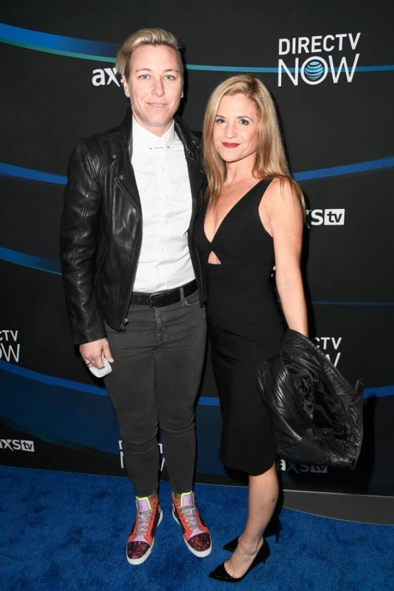 Glennon Doyle Net Worth 2024