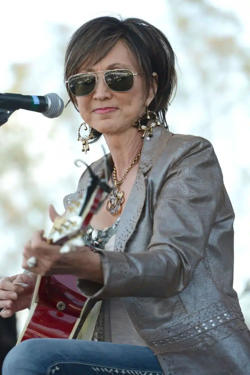 pam tillis net worth