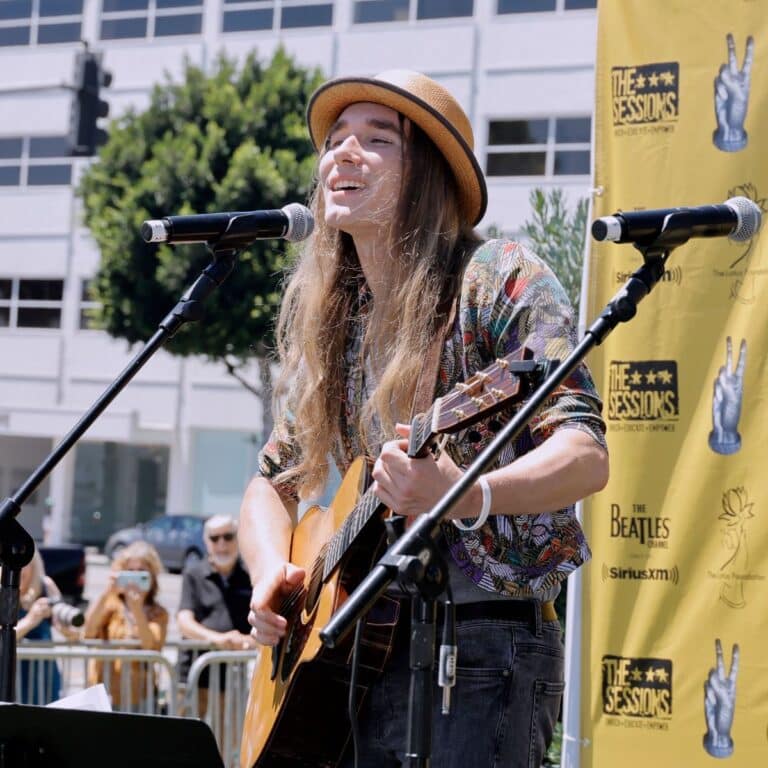 Sawyer Fredericks Net Worth - Famous People Today