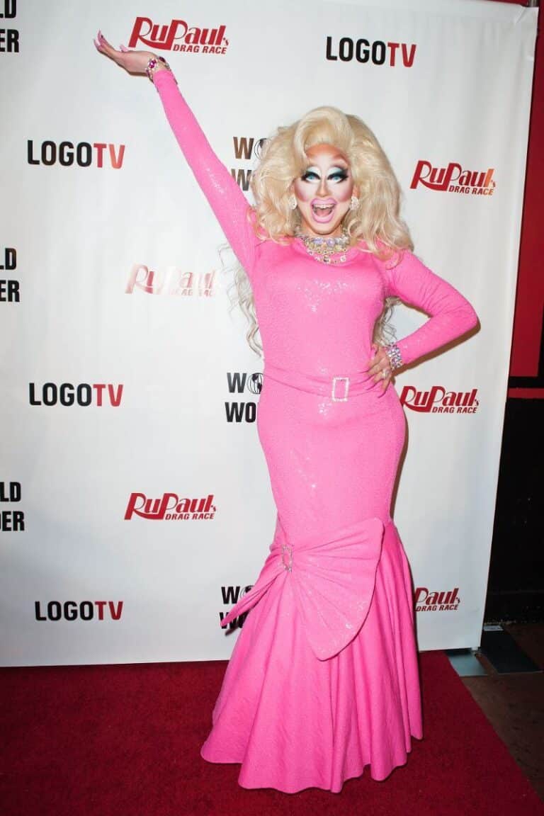 Trixie Mattel Net Worth Boyfriend Famous People Today