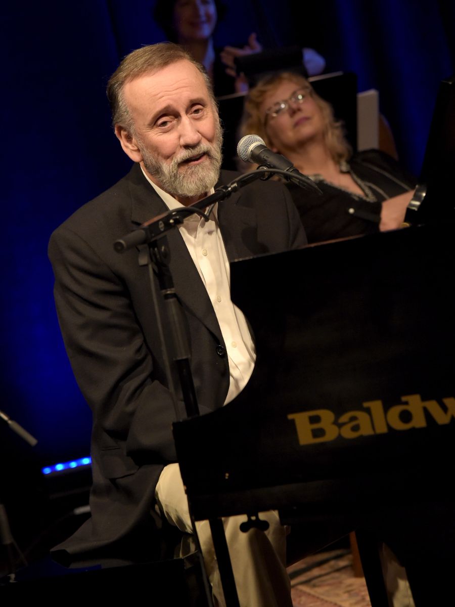 who is ray stevens wife