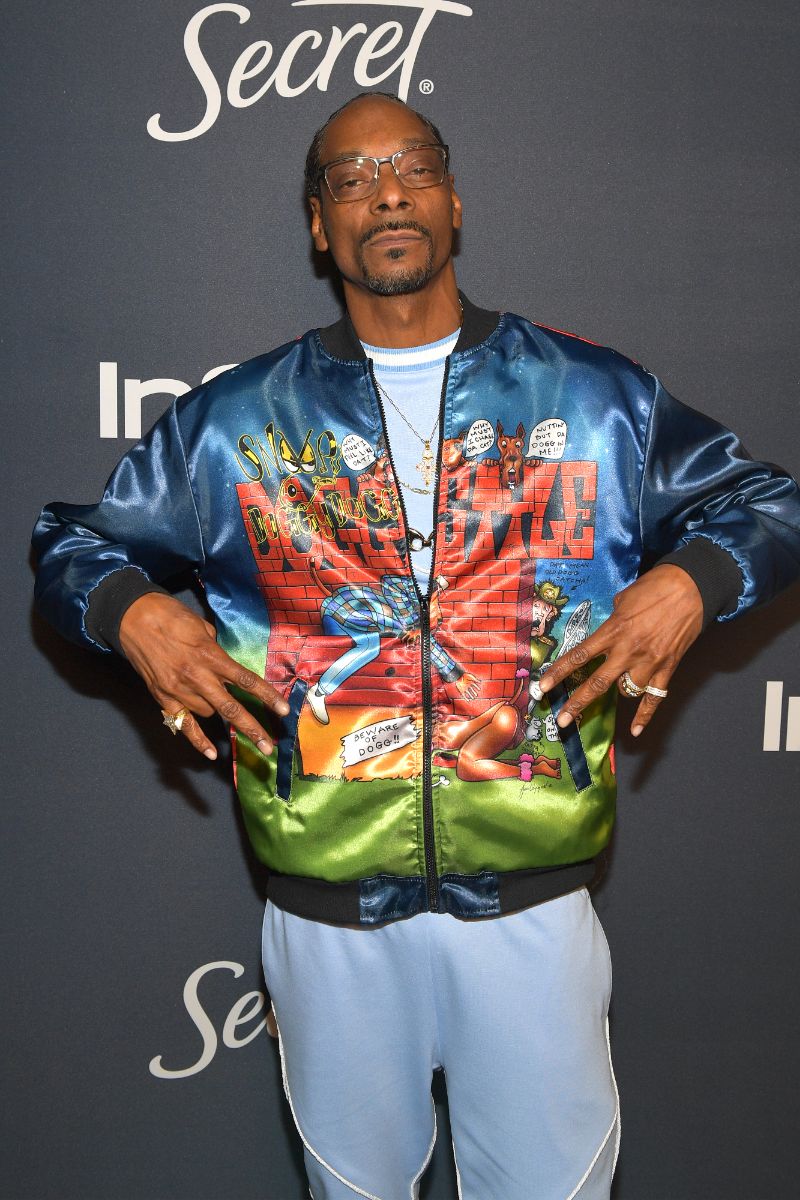 is snoop dogg related to wiz khalifa