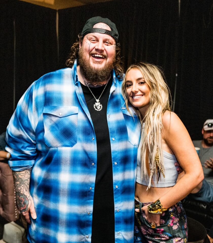 How much does jelly roll weigh famous people today