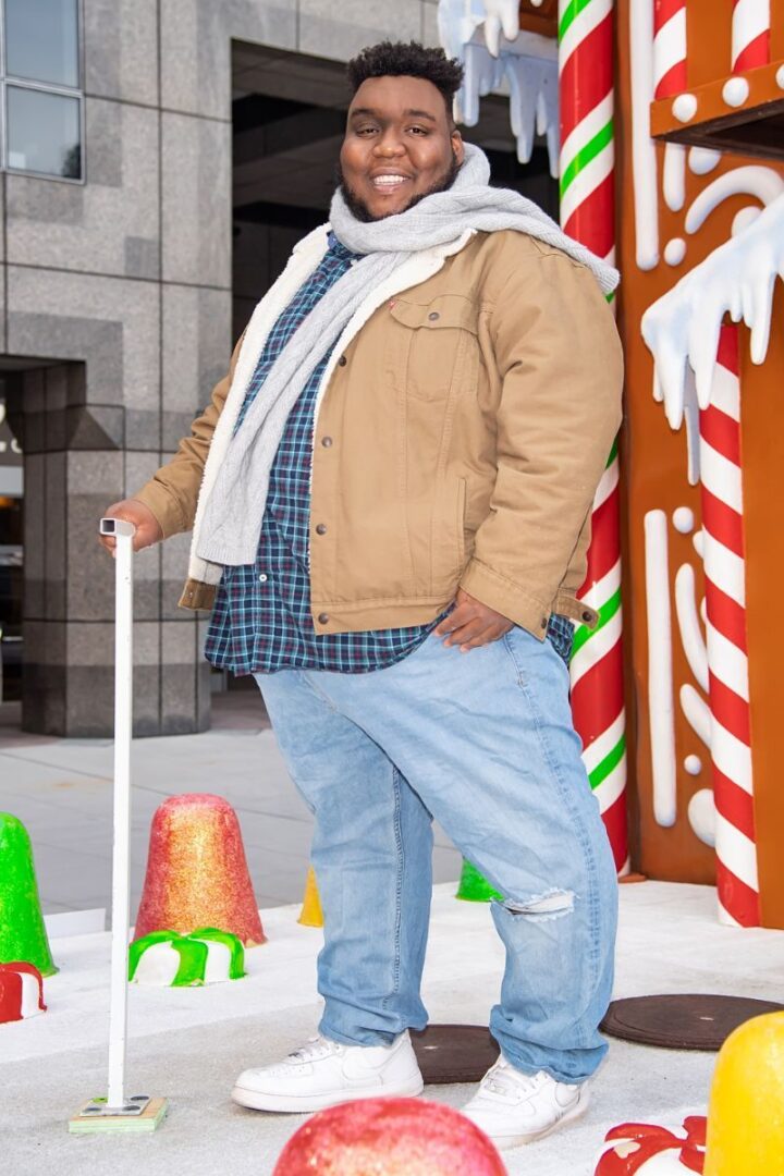 How much does Willie Spence weigh? Famous People Today