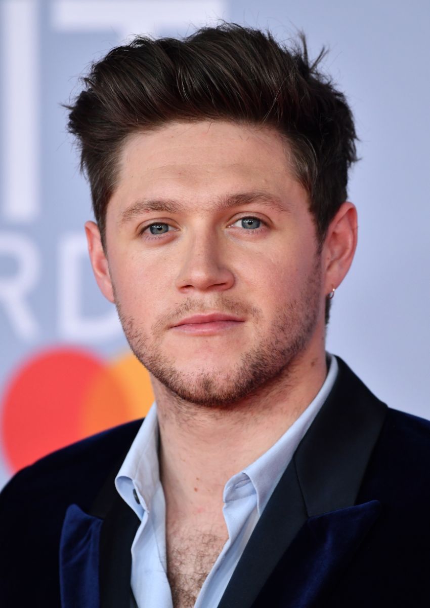 Niall Horan blue eyes color