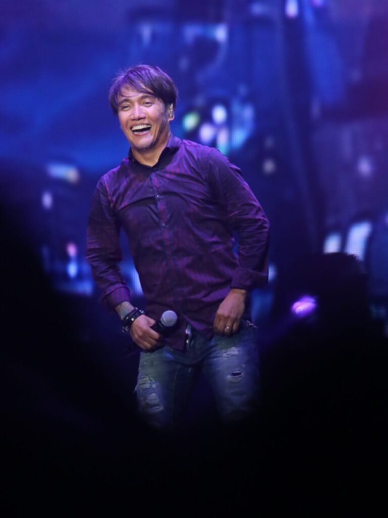 Arnel Pineda Net Worth Wife Famous People Today