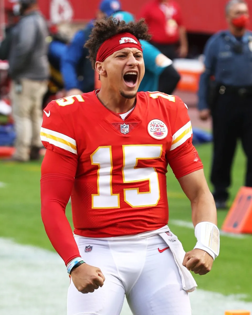 what is patrick mahomes worth