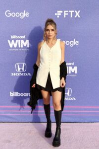 Carly Rose Sonenclar Net Worth - Famous People Today