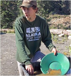 Does Parker Schnabel Have A Girlfriend? - Famous People Today