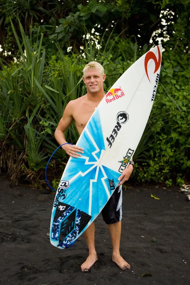 surfer Mick Fanning net worth