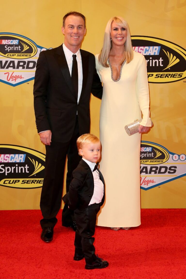 DeLana Harvick Net Worth - Update - Famous People Today