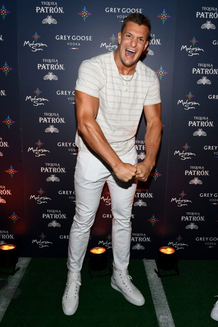 Sitemapcdatahttpautocellcare1comwhere Does Gronkowski Livenull